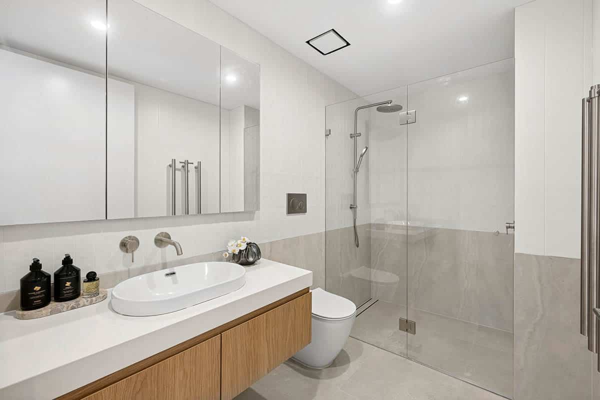 web_1740429488377_bwrm-13