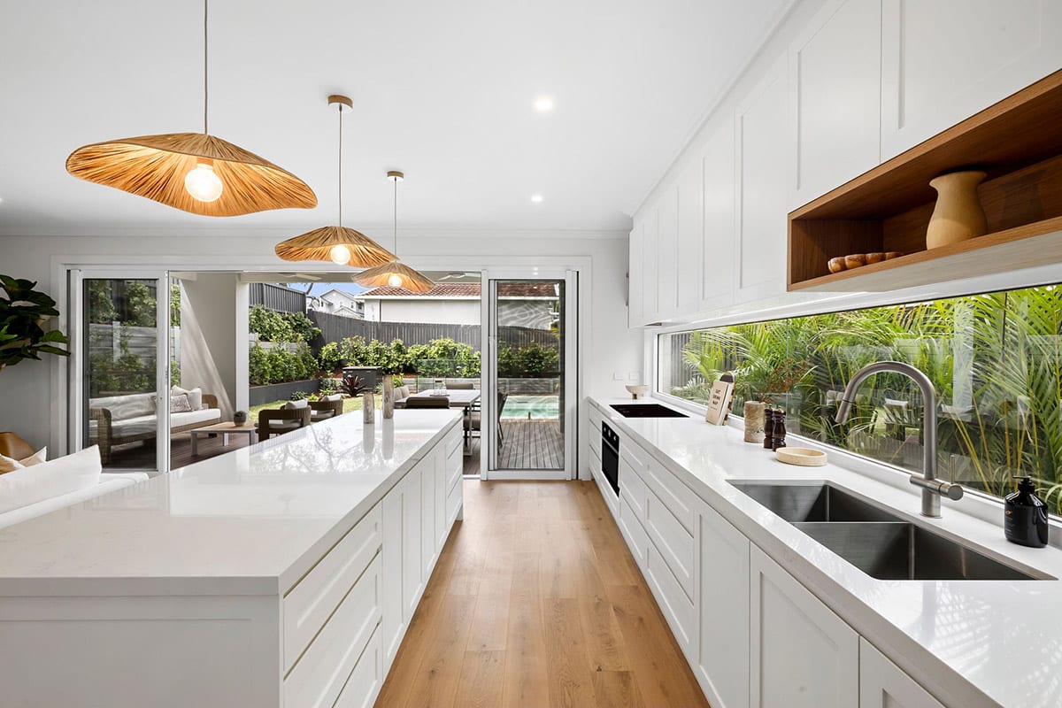 11 Veterans - Kitchen